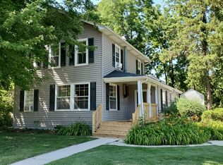 28W324 Main St, Warrenville, IL 60555