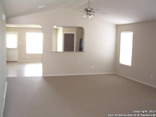 2nd image of 915 Magnolia Hl