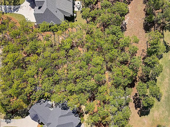 4th image of 3819 Bancroft Place