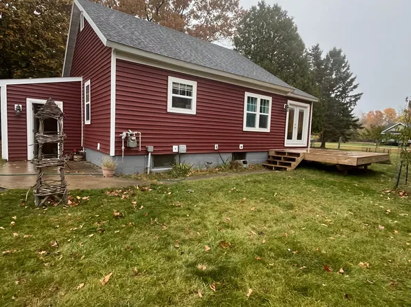 6668 O.65 Rd #6668, Gladstone, MI 49837