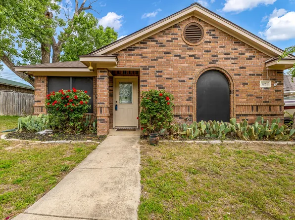 1251 W Hyman St, Stephenville, TX 76401