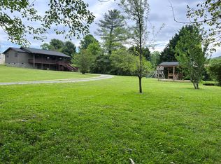 112 Hayes Rd, Marble, NC 28905