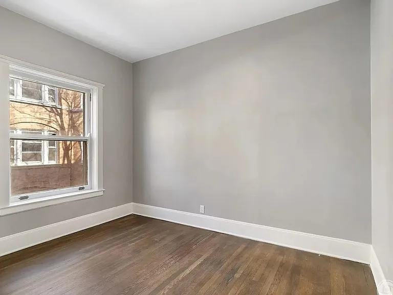 633 W Barry Ave #2I — Photo 20