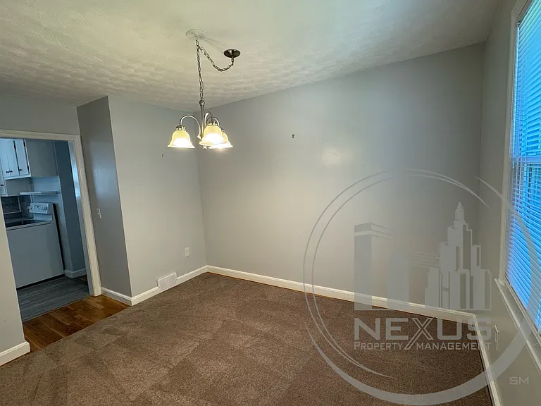 33 Northgate Rd — Photo 11