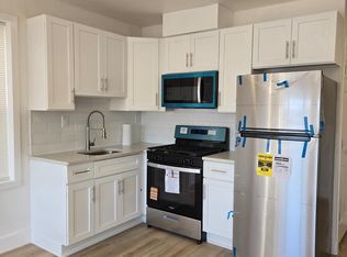 5211 Ridge Ave FLOOR 3, Philadelphia, PA 19128