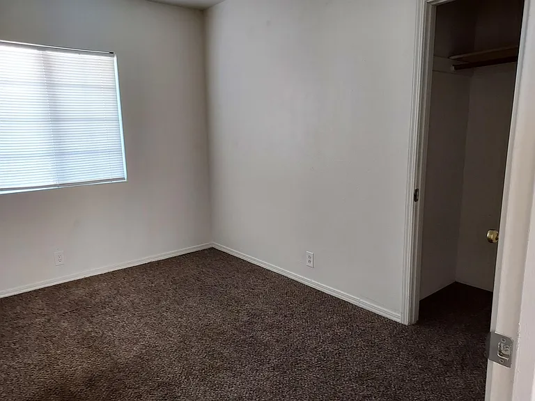 14072 Hanford Armona Rd — Photo 6