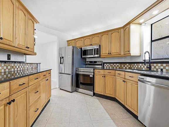 4th image of 6855 W Broward Blvd APT 409