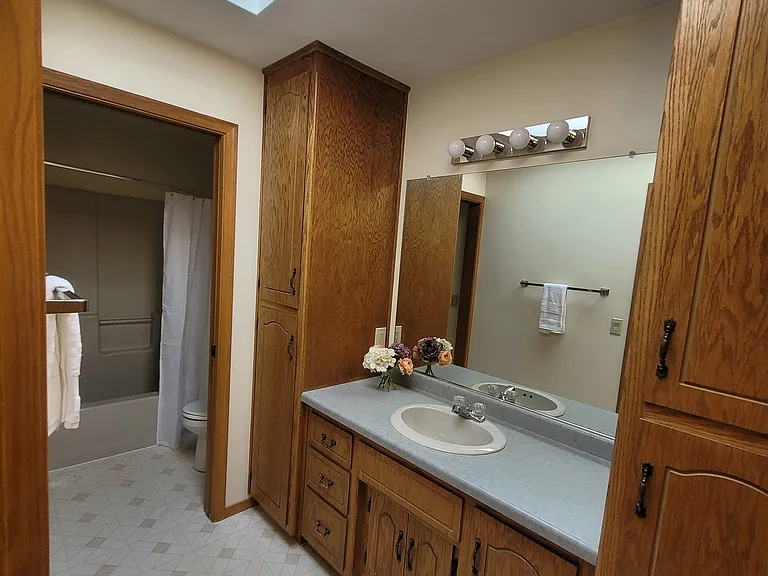 72 Brighton Cir — Photo 15