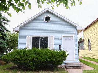 945 Green Bay St, La Crosse, WI 54601