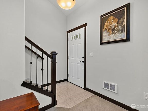 5th image of 6608 184th Drive SE