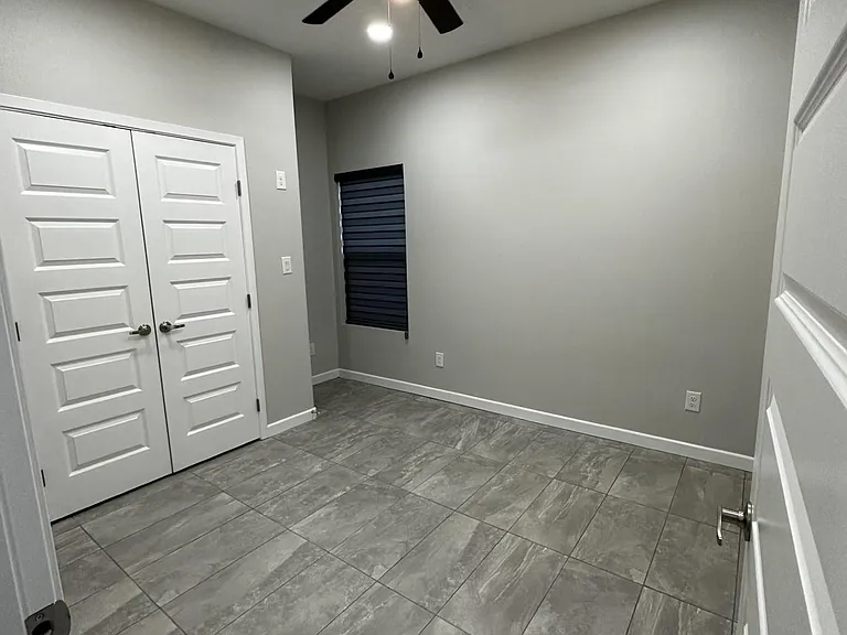 1002 Sugar Garden Dr — Photo 8