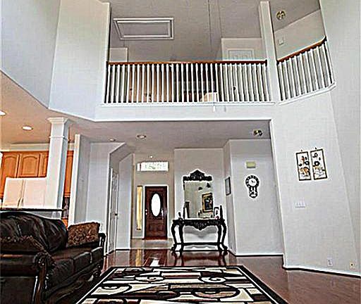 Open Ceiling, Open Living!