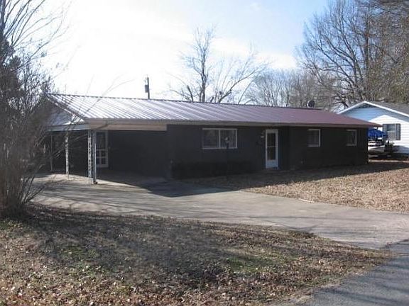 3rd image of 504 Mimosa Dr