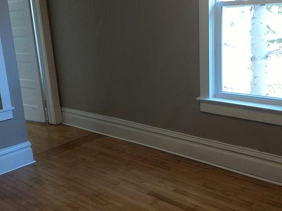 Larger bedroom