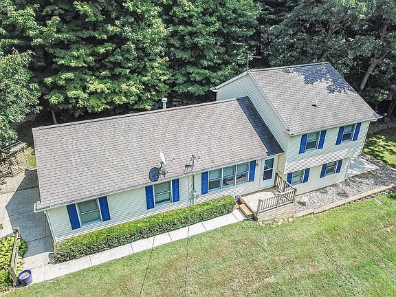 3rd image of 23159 N Shore Dr