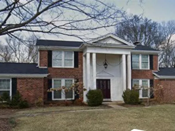 14523 Marmont Dr, Chesterfield, MO 63017