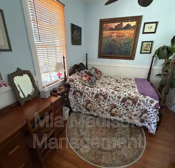 547 E Macon St — Photo 8