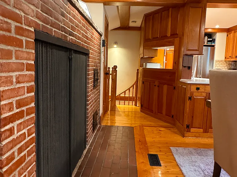 78 Sycamore St #2 — Photo 8