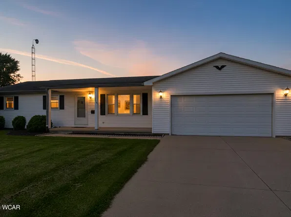 210 Elic Ct, Botkins, OH 45306