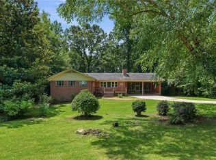 470 Cary Dr, Auburn, AL 36830