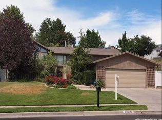 2381 E Cliff Swallow Dr, Sandy, UT 84093