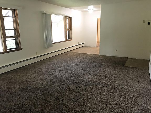 2nd image of 404 7th St S APT 09