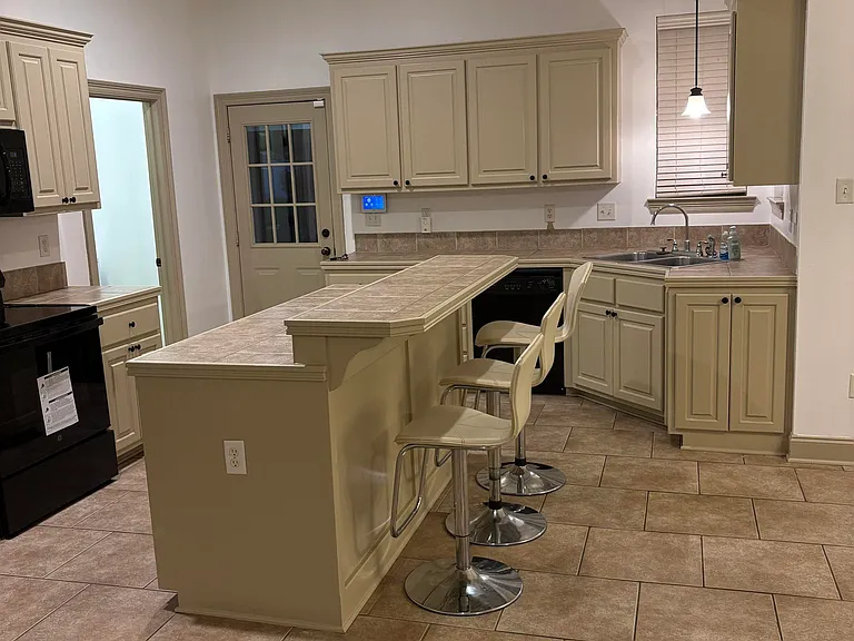2924 Nicholson Lake Dr — Photo 12