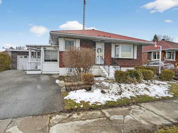 80 Sevenoaks Ave, Brockville, ON K6V 2V4