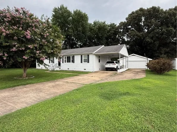 7017 Fuqua Ave, North Chesterfield, VA 23237