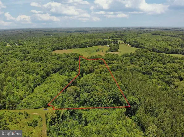 Sandy Trl, Vernon Hill, VA 24597