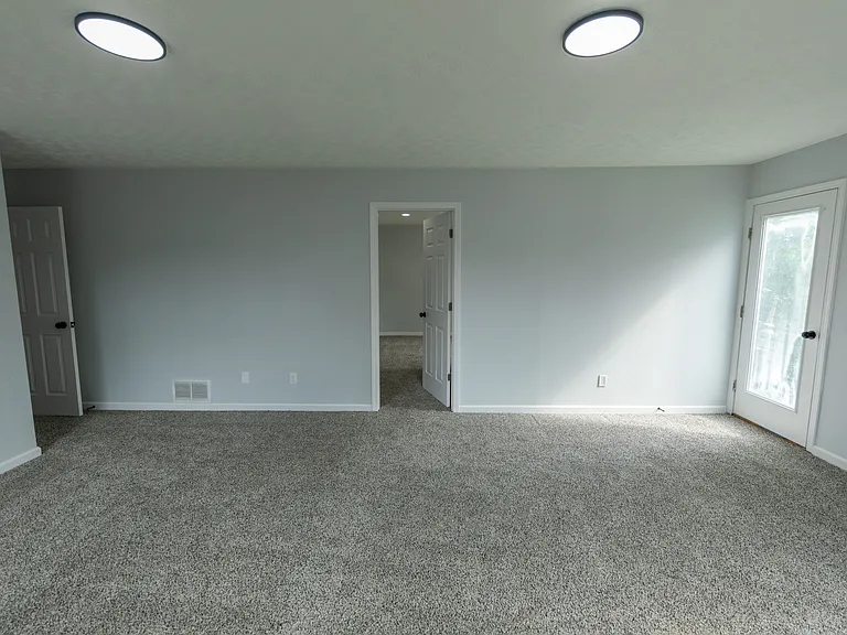 512 N Warren Ave — Photo 32