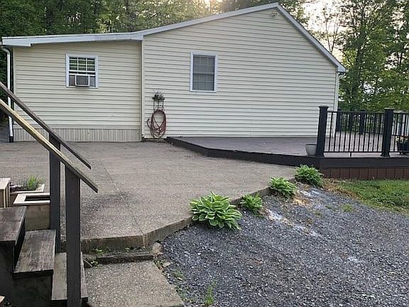 2nd image of 138 Woodland Dr