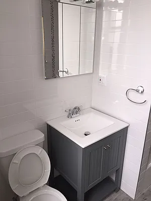 Rented by HFF Realty LLC | media 25