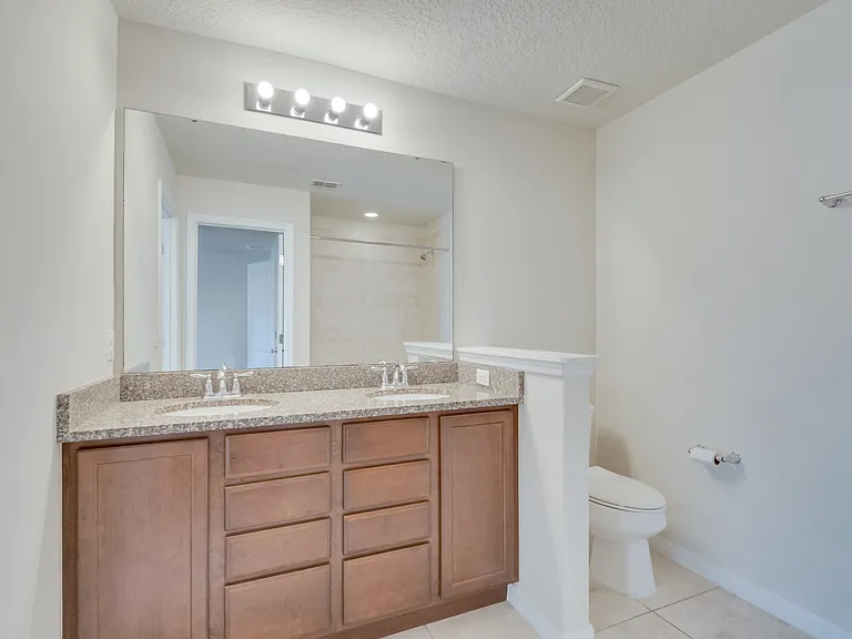 5118 Caspian St — Photo 6