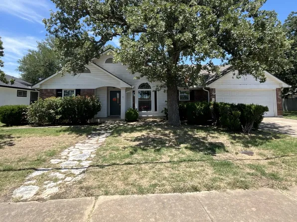 1712 Somerset Dr, Round Rock, TX 78681