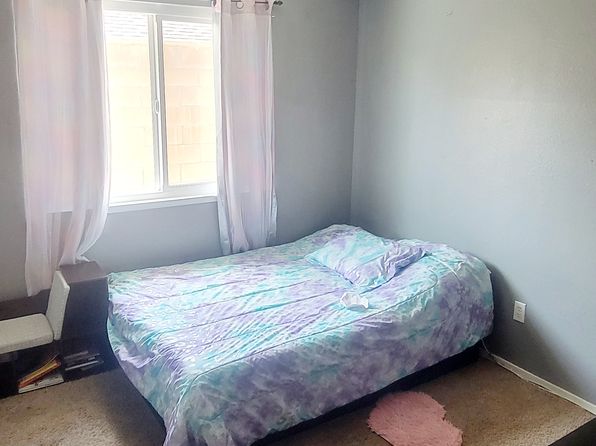 917 Orange Petal St, Bakersfield, CA 93306