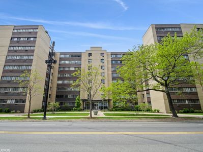 6300 N Sheridan Rd APT 804, Chicago, IL, 60660
