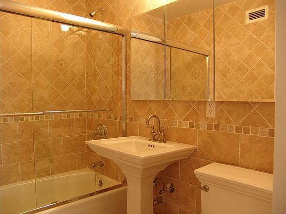 5th image of 6700 192nd St APT 303