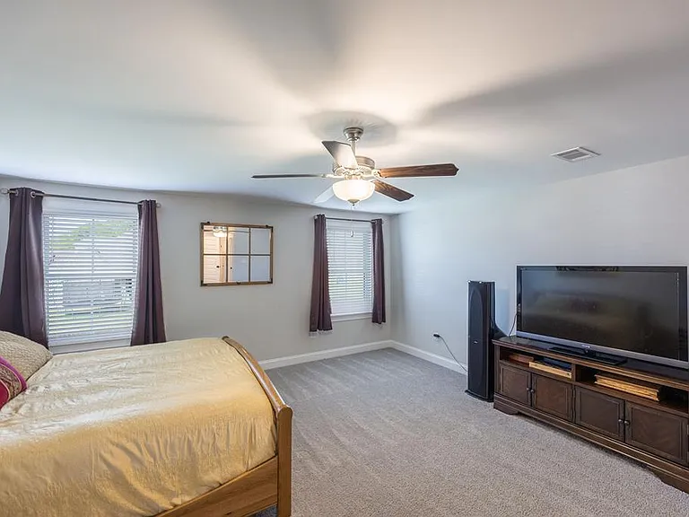 616 Charleston Mills Dr — Photo 12