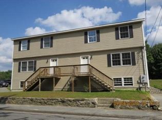 4 Maple Ave, Upton, MA 01568