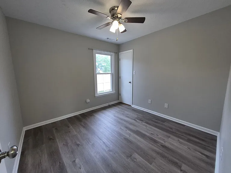 5641 Pepperbush Dr — Photo 9