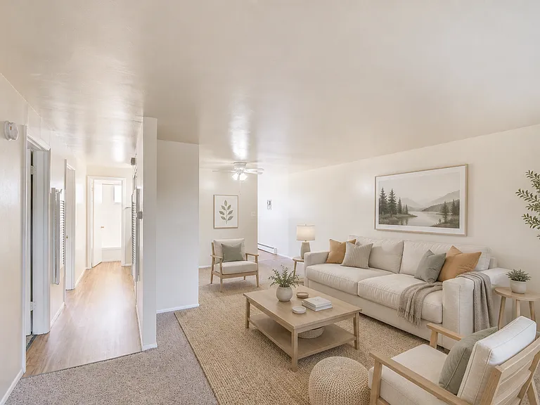 Lampliter Apartments — Photo 36