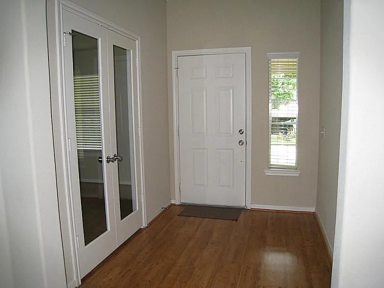 93 Paradise Valley Dr — Photo 2