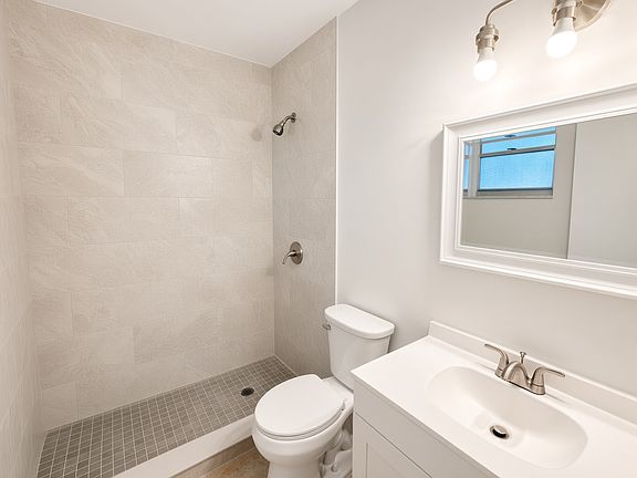 4th image of 2070 Franklin St