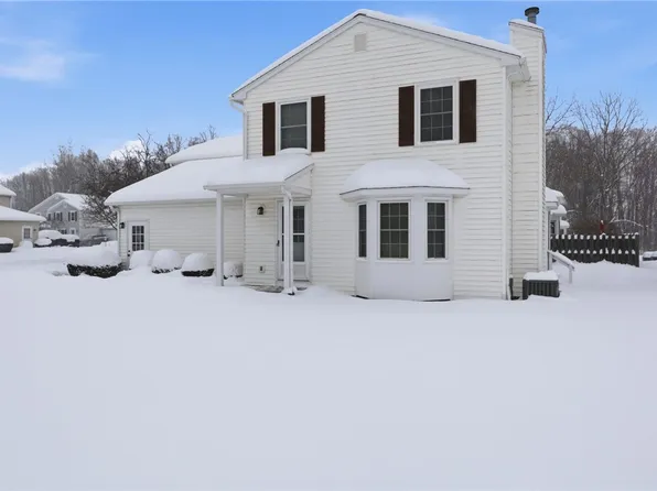 699 Neros Run, Webster, NY 14580