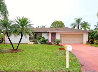 210 Ground Dove Cir, Lehigh Acres, FL 33936