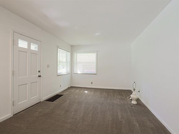 4th image of 7941 Cherrywood Ct