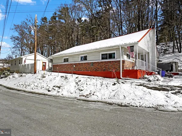5278 Stone Church Rd, Glenville, PA 17329