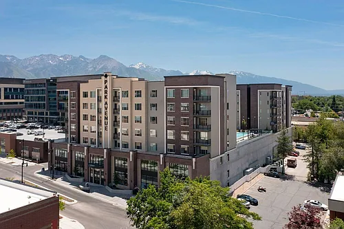 Park Avenue Apartments Photo 1