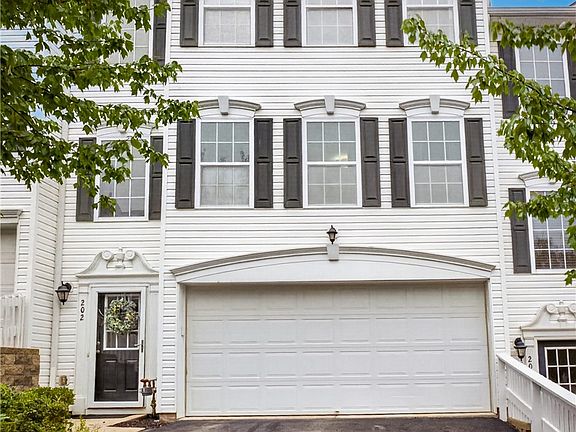 2nd image of 202 Ascot Ct